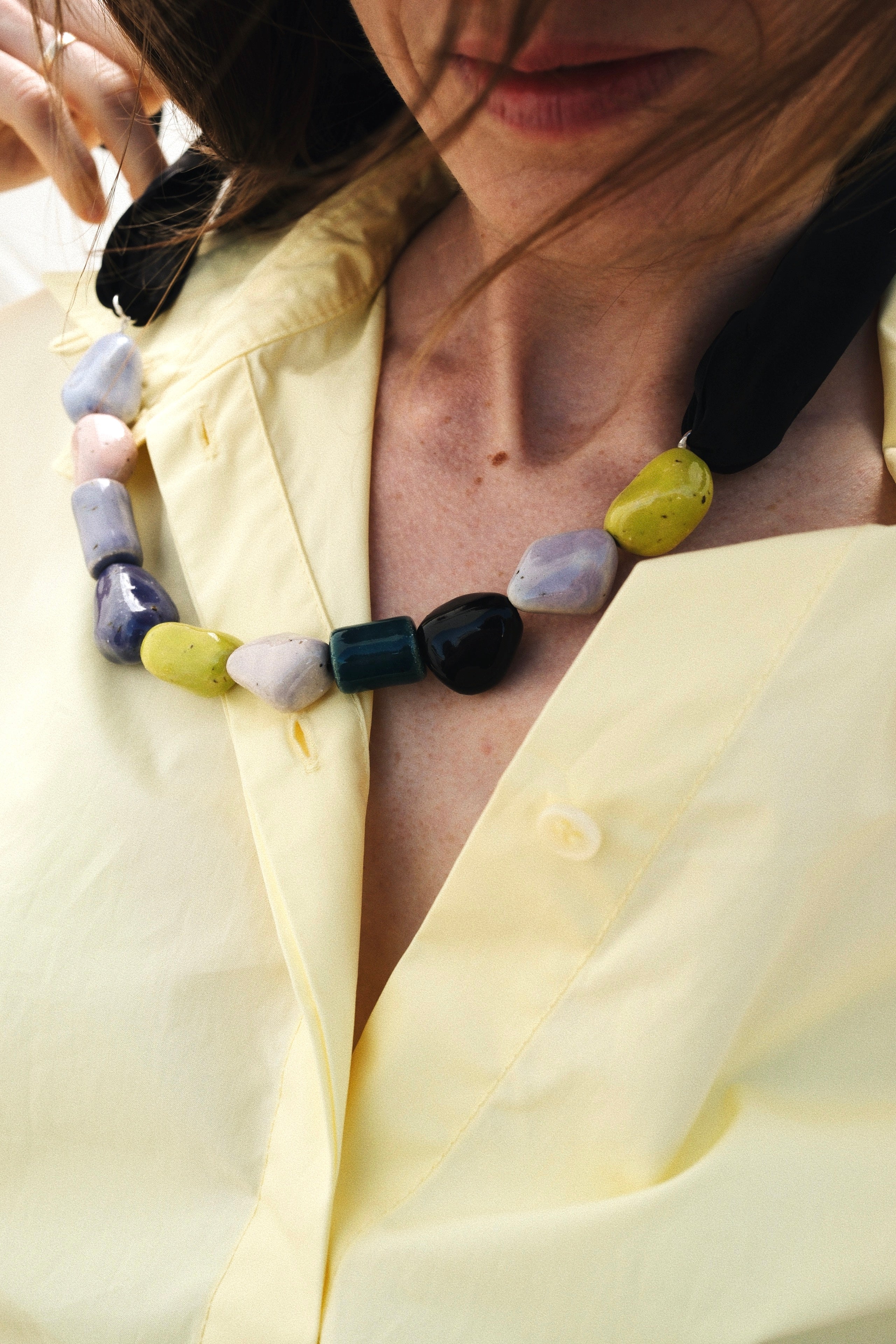 Collar piedras lazo